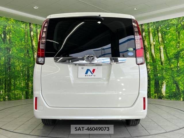 Toyota NOAH 2016-04 245989-15