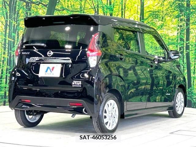Nissan DAYZ 2022-03 353666-17