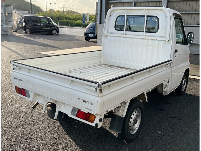 Mitsubishi MINICAB TRUCK 2003-10 18709-2