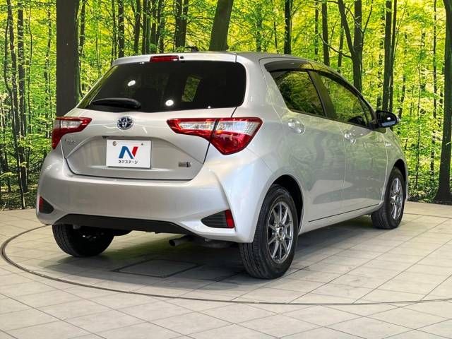 Toyota VITZ HYBRID 2018-02 13458-17