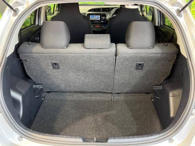 Toyota VITZ HYBRID 2018-02 13458-10