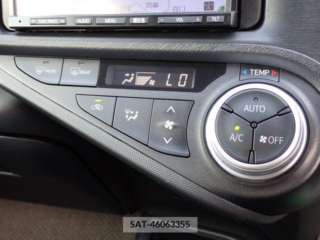 Toyota AQUA 2017-03 314264-9