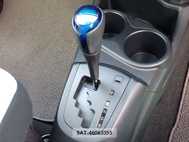 Toyota AQUA 2017-03 314264-8