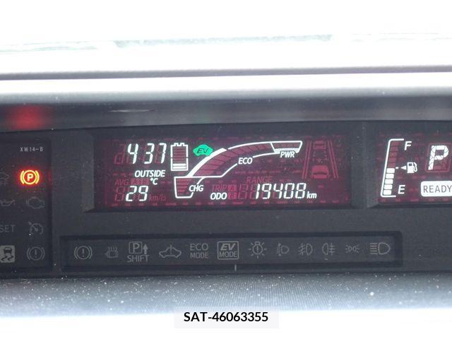 Toyota AQUA 2017-03 314264-12