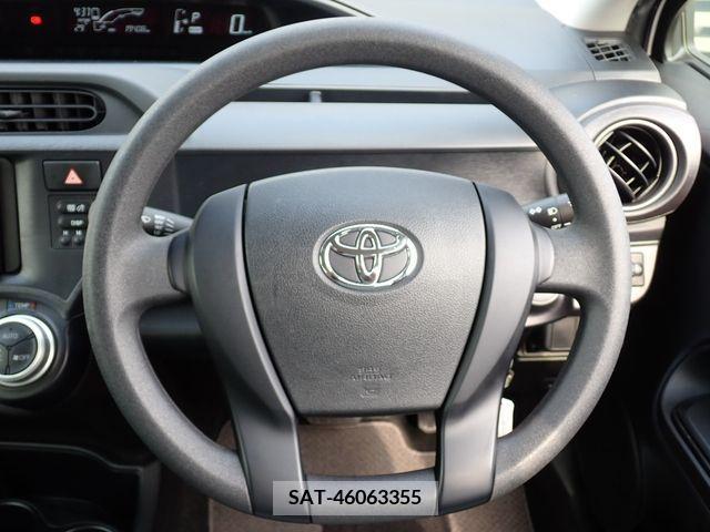 Toyota AQUA 2017-03 314264-10