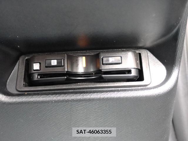 Toyota AQUA 2017-03 314264-5