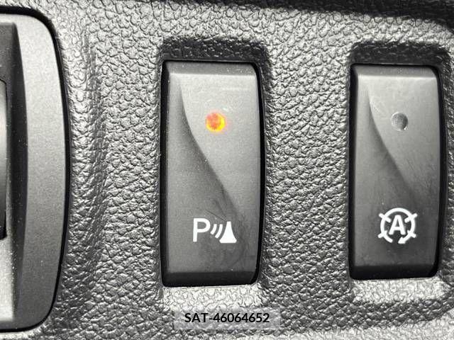 Renault LUTECIA 2017-06 375970-3