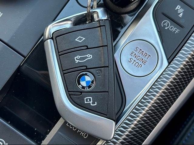 Bmw 3 SERIES 2019-07 184898-10