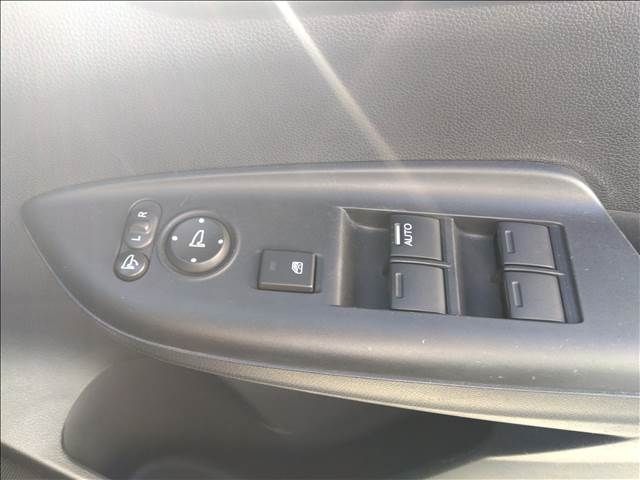 Honda FIT HYBRID 2018-09 5766-26