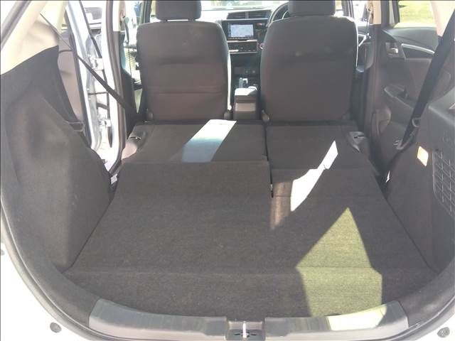 Honda FIT HYBRID 2018-09 5766-9