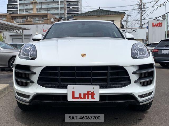 Porsche MACAN 2015-08 281528-3