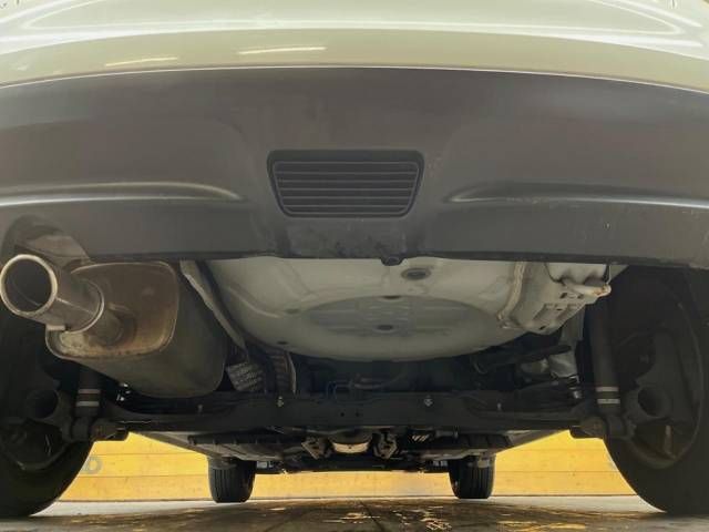 Nissan JUKE 2011-09 192499-17
