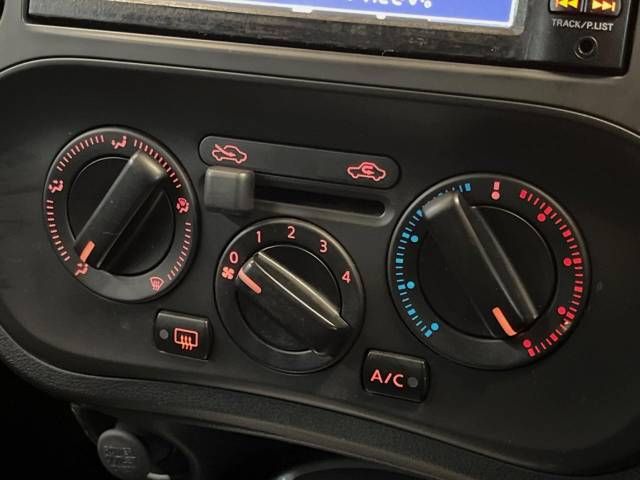 Nissan JUKE 2011-09 192499-6