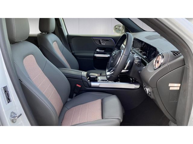 Mercedes Benz EQB 2023-03 19415-5