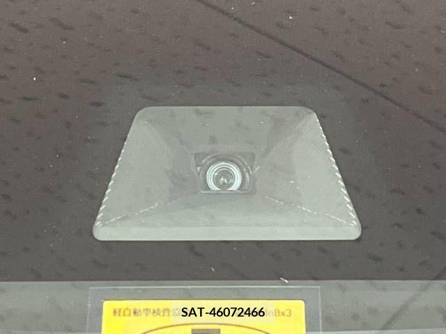Honda N BOX CUSTOM 2022-08 336679-2