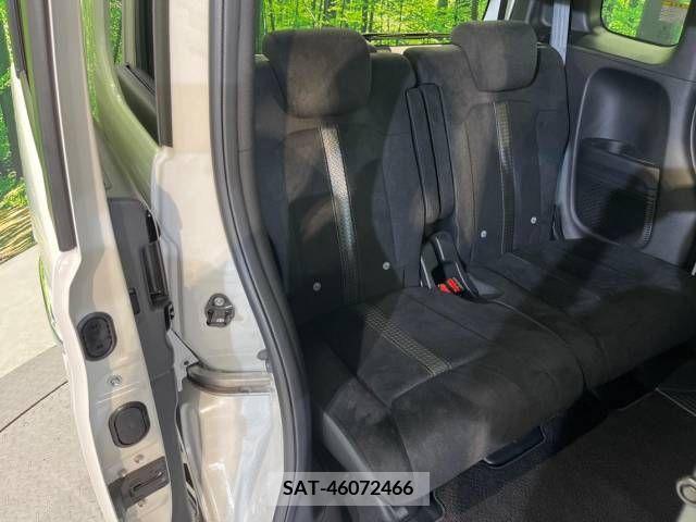 Honda N BOX CUSTOM 2022-08 336679-9