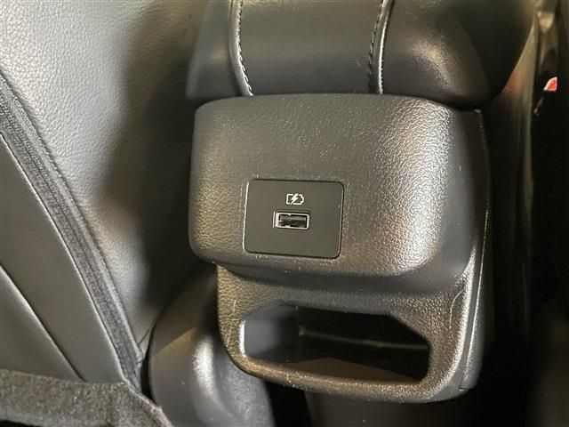 Nissan NOTE 2021-06 186316-26