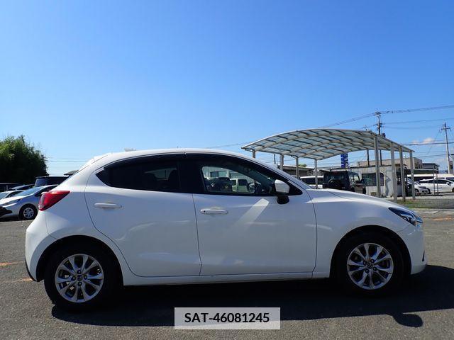 Mazda DEMIO 2019-06 380059-4