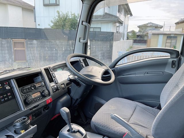 Isuzu ELF TRUCK 2017-11 422-2