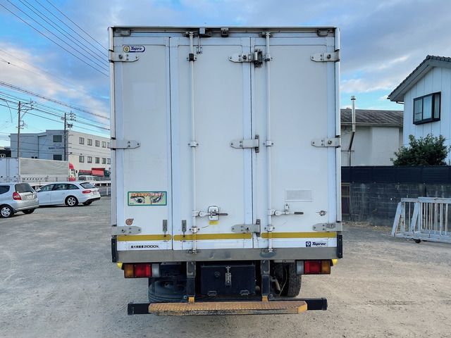 Isuzu ELF TRUCK 2017-11 422-1