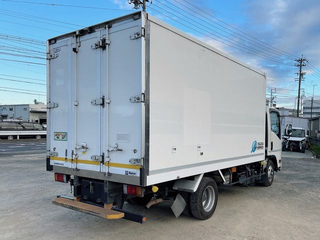 Isuzu ELF TRUCK 2017-11 422-5