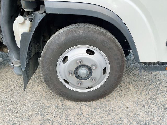 Isuzu ELF TRUCK 2017-11 422-11
