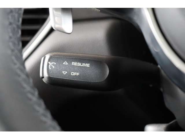 Porsche MACAN 2017-09 196605-15