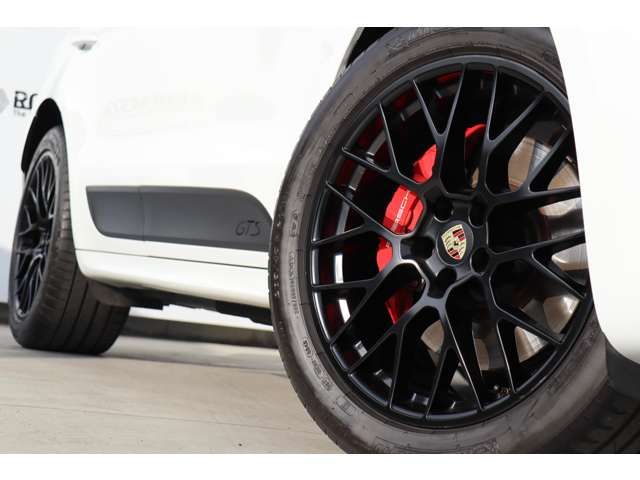 Porsche MACAN 2017-09 196605-8