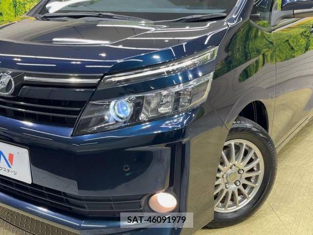 Toyota VOXY 2014-07 321402-13
