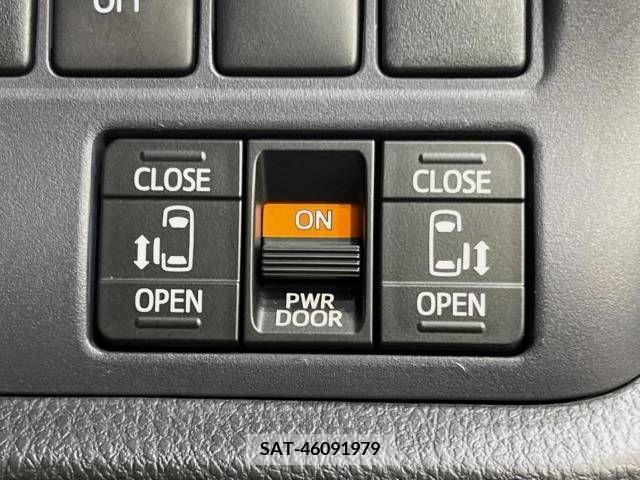 Toyota VOXY 2014-07 321402-4