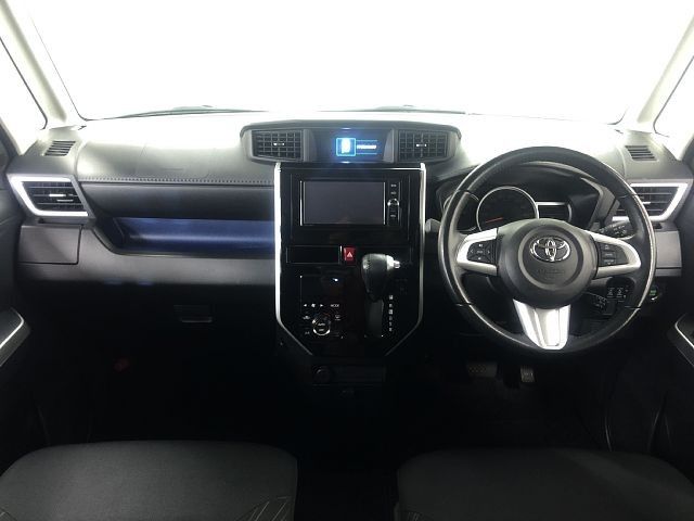 Toyota ROOMY 2018-05 22054-1