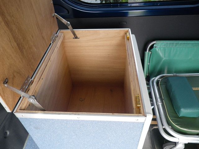 Toyota HIACE WAGON 2012-08 6145-8