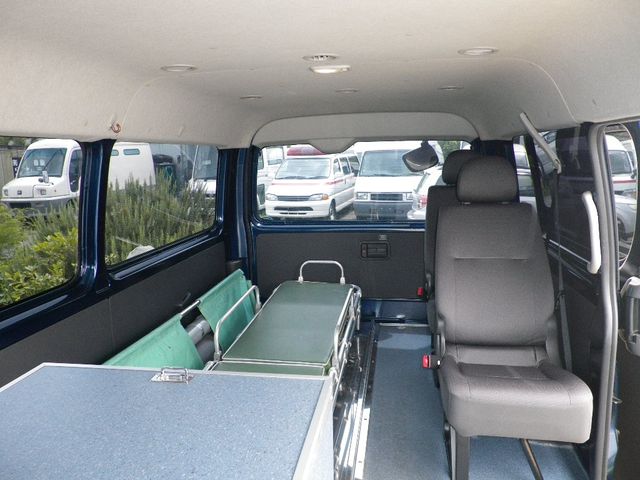 Toyota HIACE WAGON 2012-08 6145-9