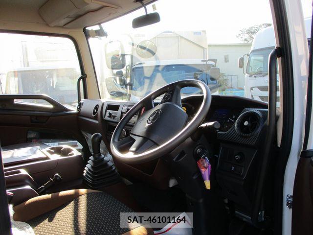 Hino RANGER 2023-03 203203-7
