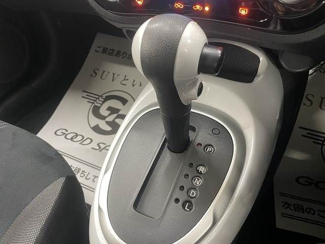 Nissan JUKE 2016-07 188607-5