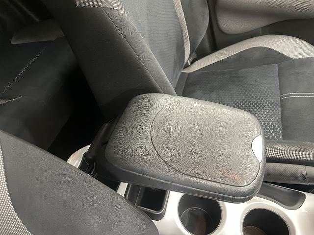 Nissan JUKE 2016-07 188607-6