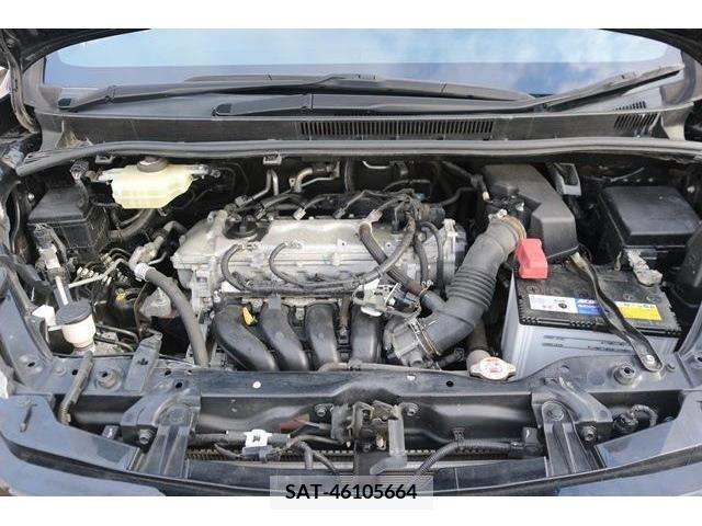 Toyota NOAH 2017-11 216937-17
