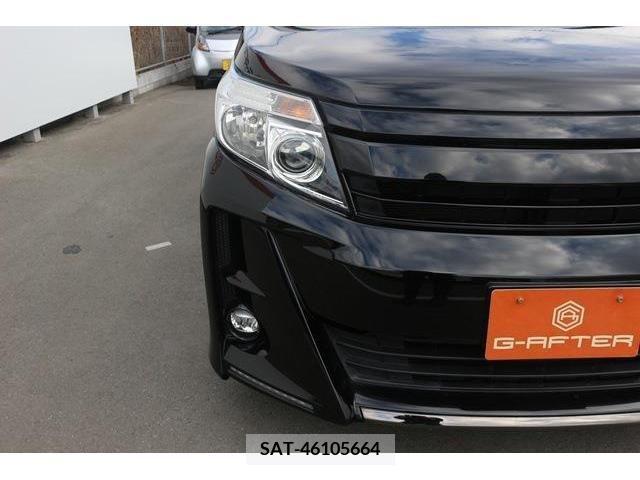 Toyota NOAH 2017-11 216937-9