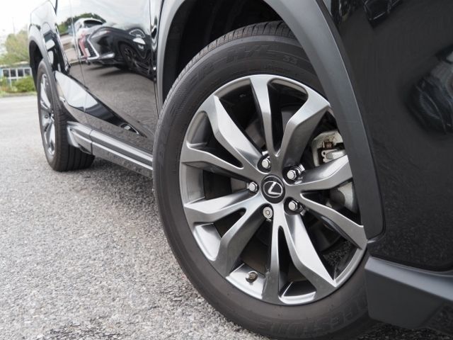 Lexus NX 2018-12 15215-9