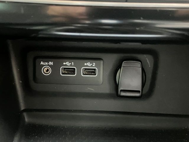 Renault MEGANE 2022-01 28234-11