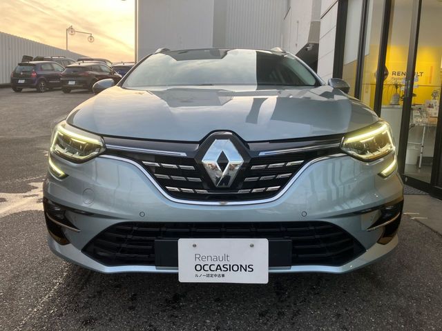 Renault MEGANE 2022-01 28234-3
