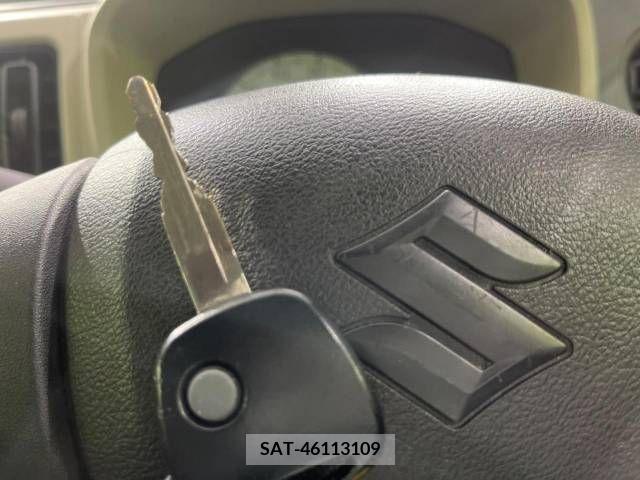 Suzuki ALTO 2019-01 338871-6