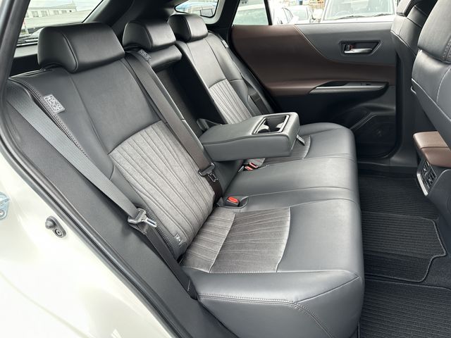 Toyota HARRIER 2022-09 13618-13