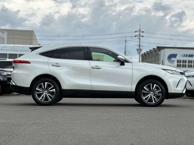 Toyota HARRIER 2022-09 13618-27