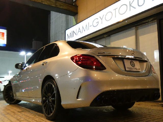 Amg C-CLASS 2019-07 13856-2