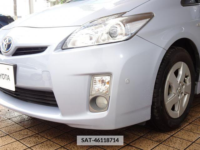 Toyota PRIUS 2010-02 381466-11