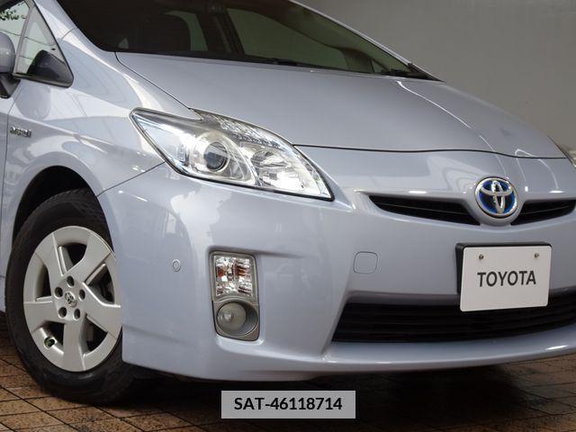 Toyota PRIUS 2010-02 381466-10