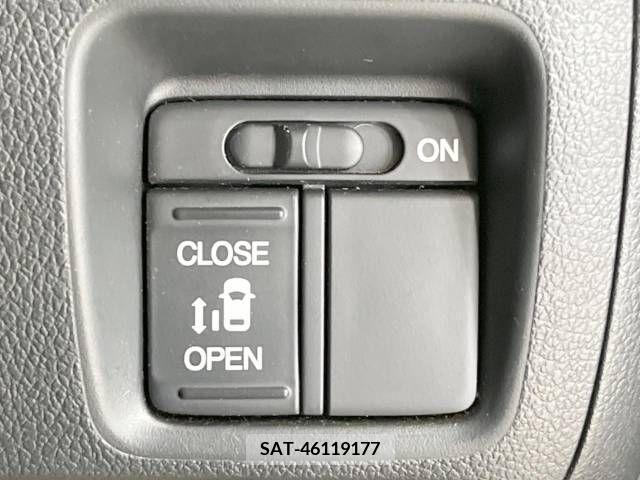 Honda N BOX CUSTOM 2016-01 306655-4