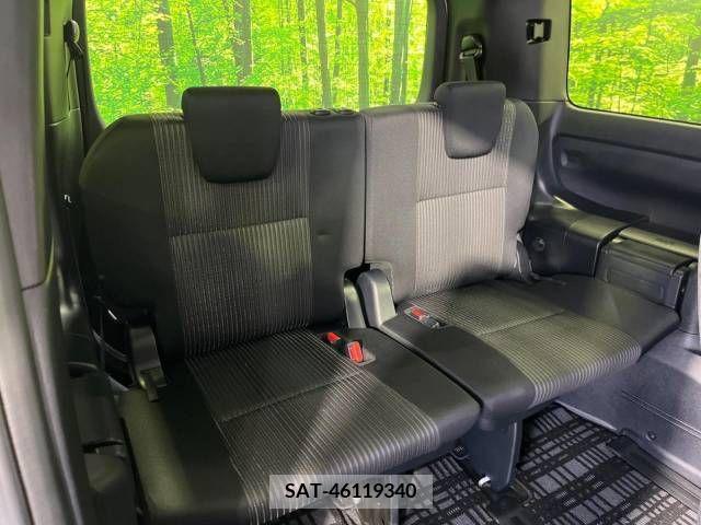 Toyota VOXY 2018-10 216460-10