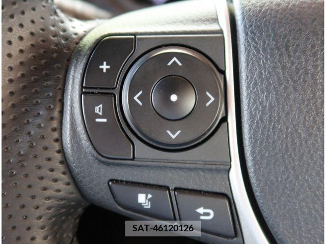 Toyota VOXY 2017-12 291113-11